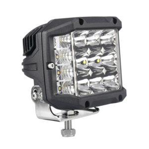 61W CUBE LED DRIVING LAMP WITH WIDE ANGLE FLOOD BEAM – 12/24V