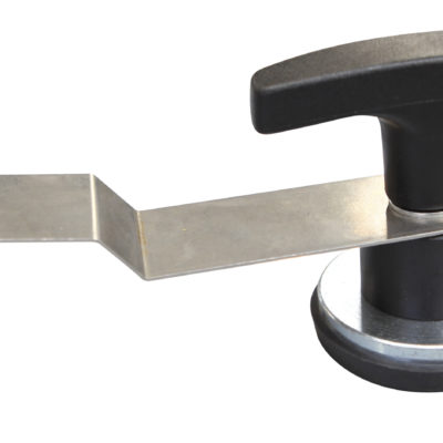 MAGNETIC EARTH FOR STEEL SHEETS