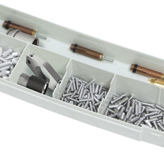 BOX OF ALUMINIUM STUDS FOR ARCPULL